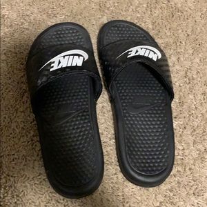 nike slides